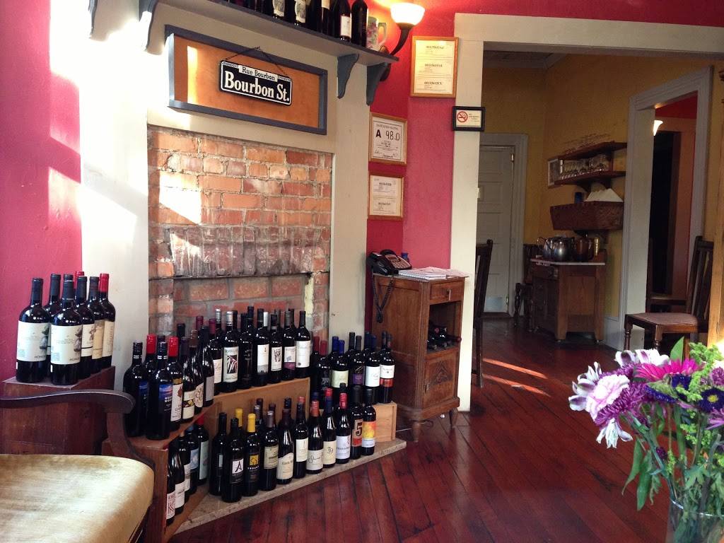 Live Oak Cafe | restaurant | 614 N Howe St, Southport, NC 28461, USA | 9106204541 OR +1 910-620-4541