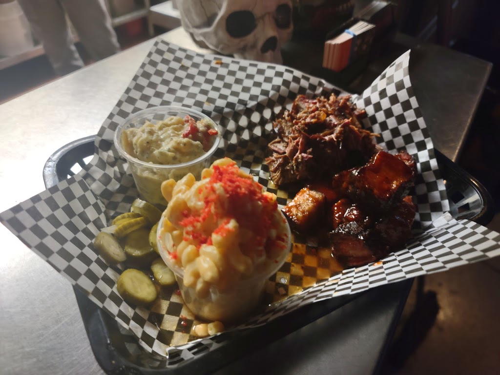 Bro Bros BBQ | restaurant | 4494 W Peoria Ave, Glendale, AZ 85302, USA | 6238421053 OR +1 623-842-1053