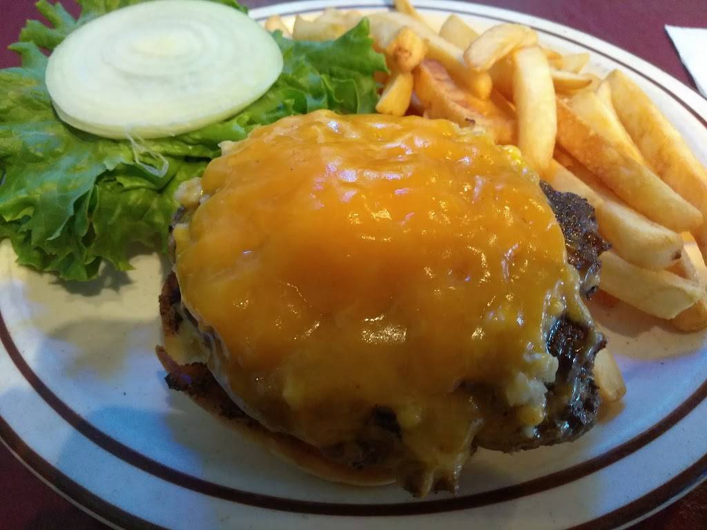 Jills Bar And Grill | restaurant | 1800 Miami St, Toledo, OH 43605, USA | 5672494389 OR +1 567-249-4389