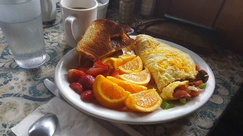 Halfway House Restaurant/Rv Pk | restaurant | 41 Brinnon Ln, Brinnon, WA 98320, USA | 3607964715 OR +1 360-796-4715