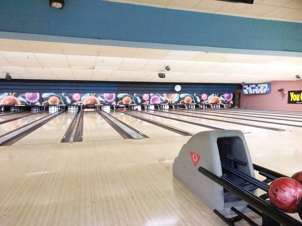 Burr Oak Bowl | meal takeaway | 3030 Burr Oak Ave, Blue Island, IL 60406, USA | 7083892800 OR +1 708-389-2800