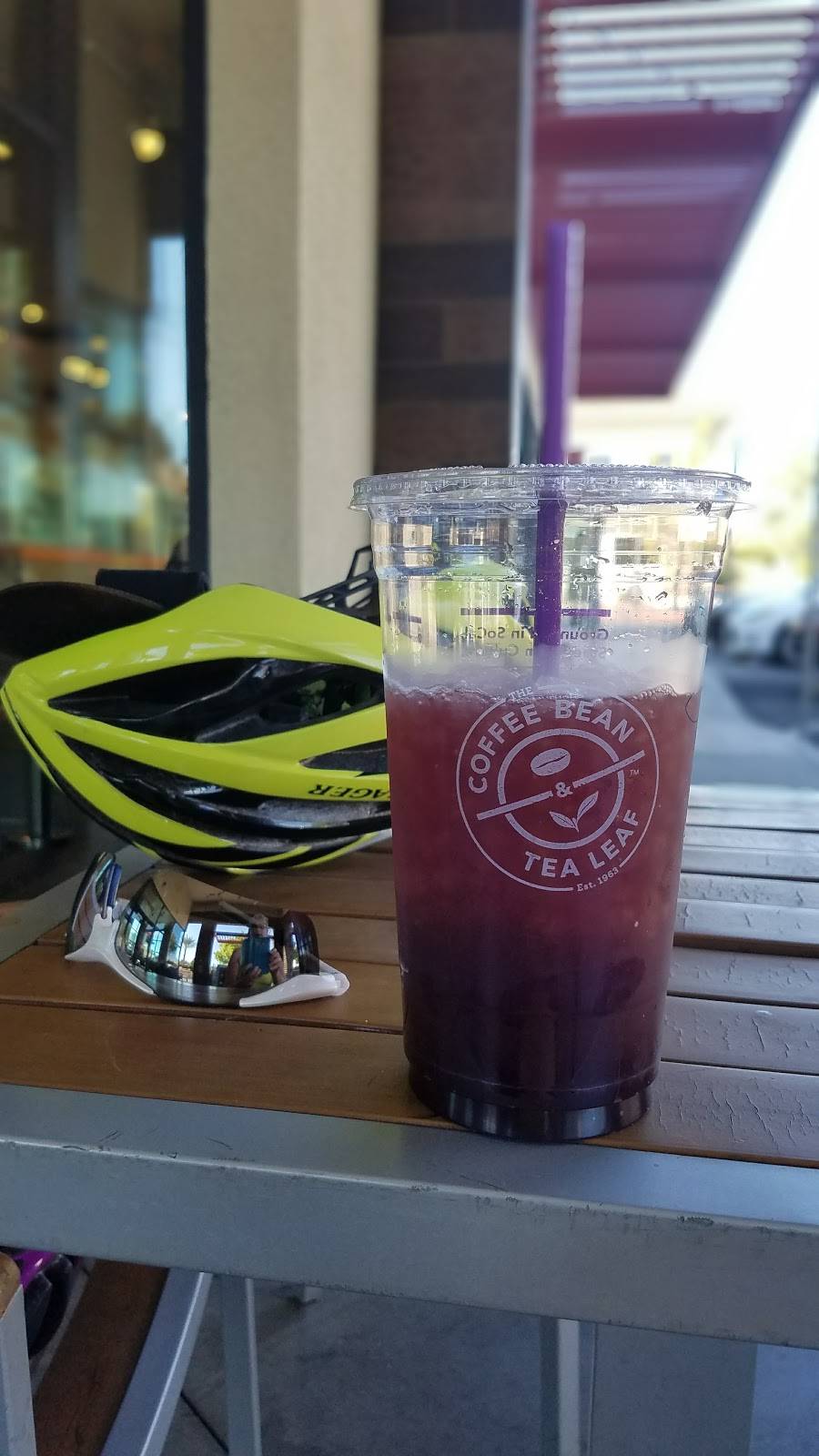 The Coffee Bean & Tea Leaf | cafe | 9091 W Sahara Ave, Las Vegas, NV 89117, USA | 7029980216 OR +1 702-998-0216