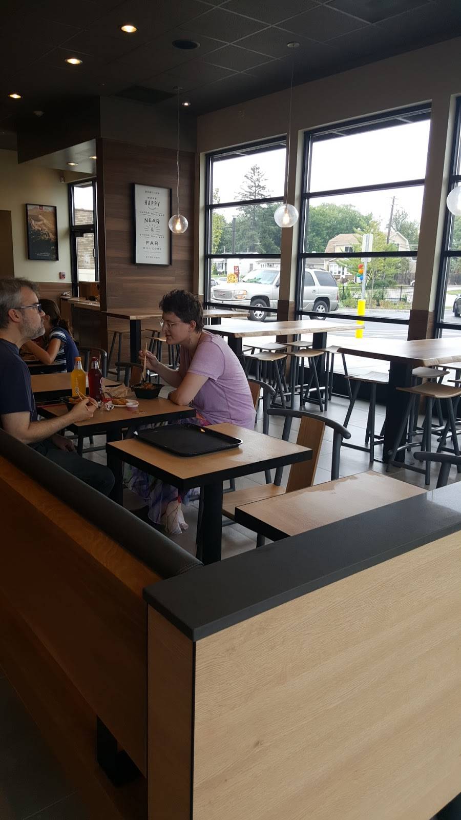 Panda Express | restaurant | 1010 Ogden Ave, Downers Grove, IL 60515, USA | 6309638686 OR +1 630-963-8686