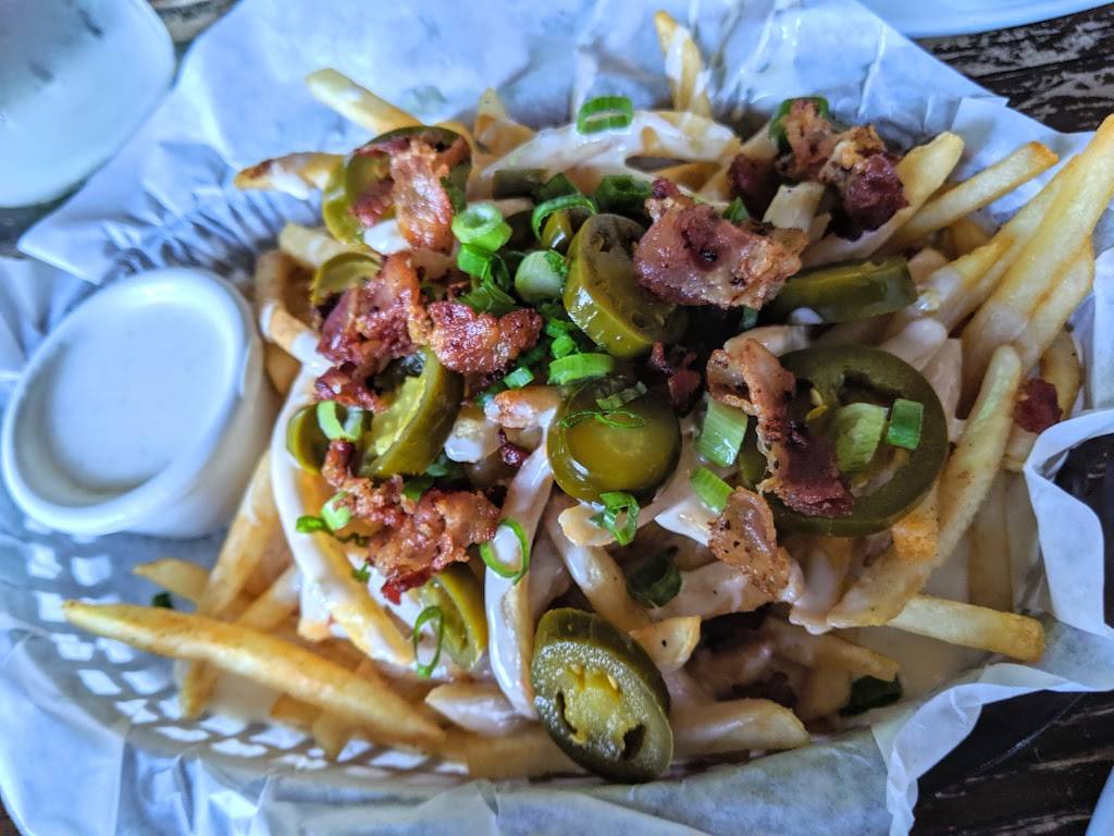 Henderson Tap House | restaurant | 2323 N Henderson Ave Suite 101-102, Dallas, TX 75206, USA | 9726777947 OR +1 972-677-7947