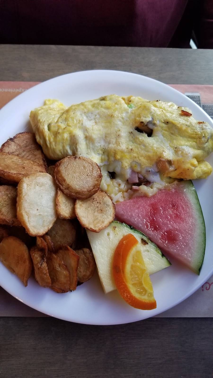 Restaurant Le Normandin | restaurant | 269 Boulevard Frontenac O, Thetford Mines, QC G6G 6K2, Canada | 4183359335 OR +1 418-335-9335