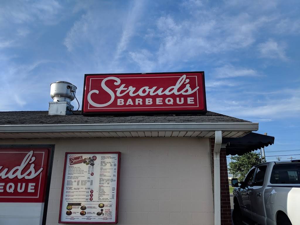 Strouds Barbeque | restaurant | 1400 W Baddour Pkwy, Lebanon, TN 37087, USA | 6154446695 OR +1 615-444-6695