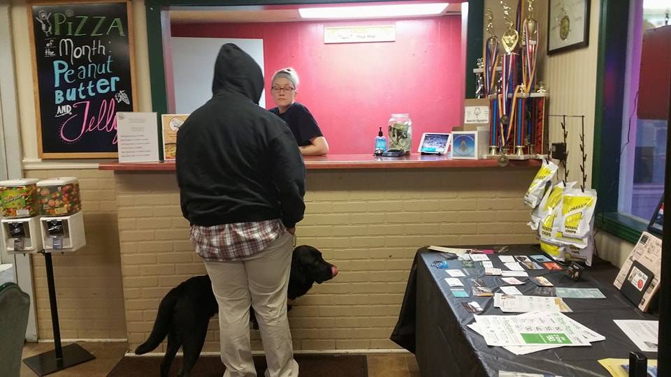 Your Pizza Shop | restaurant | 152 Front Ave SW, New Philadelphia, OH 44663, USA | 3303394888 OR +1 330-339-4888