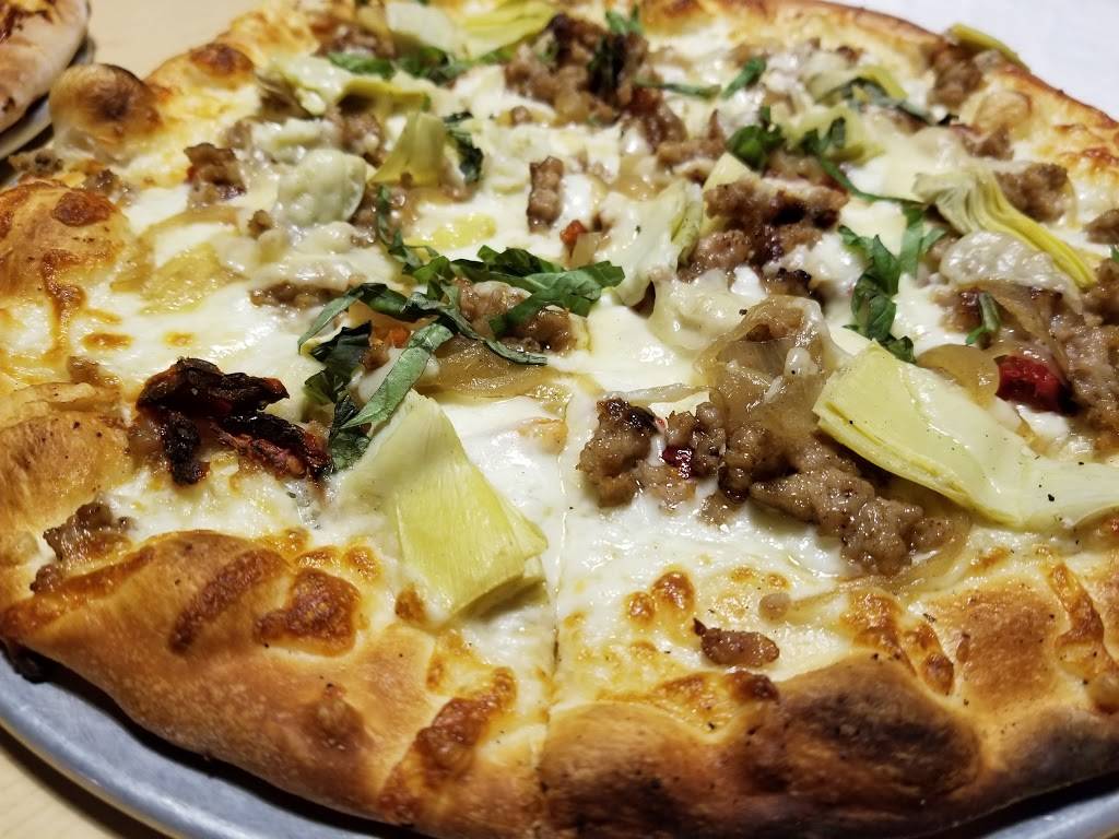 Barnyard Wood Crafted Pizza | restaurant | 1705 Williston Rd, South Burlington, VT 05403, USA | 8024895982 OR +1 802-489-5982