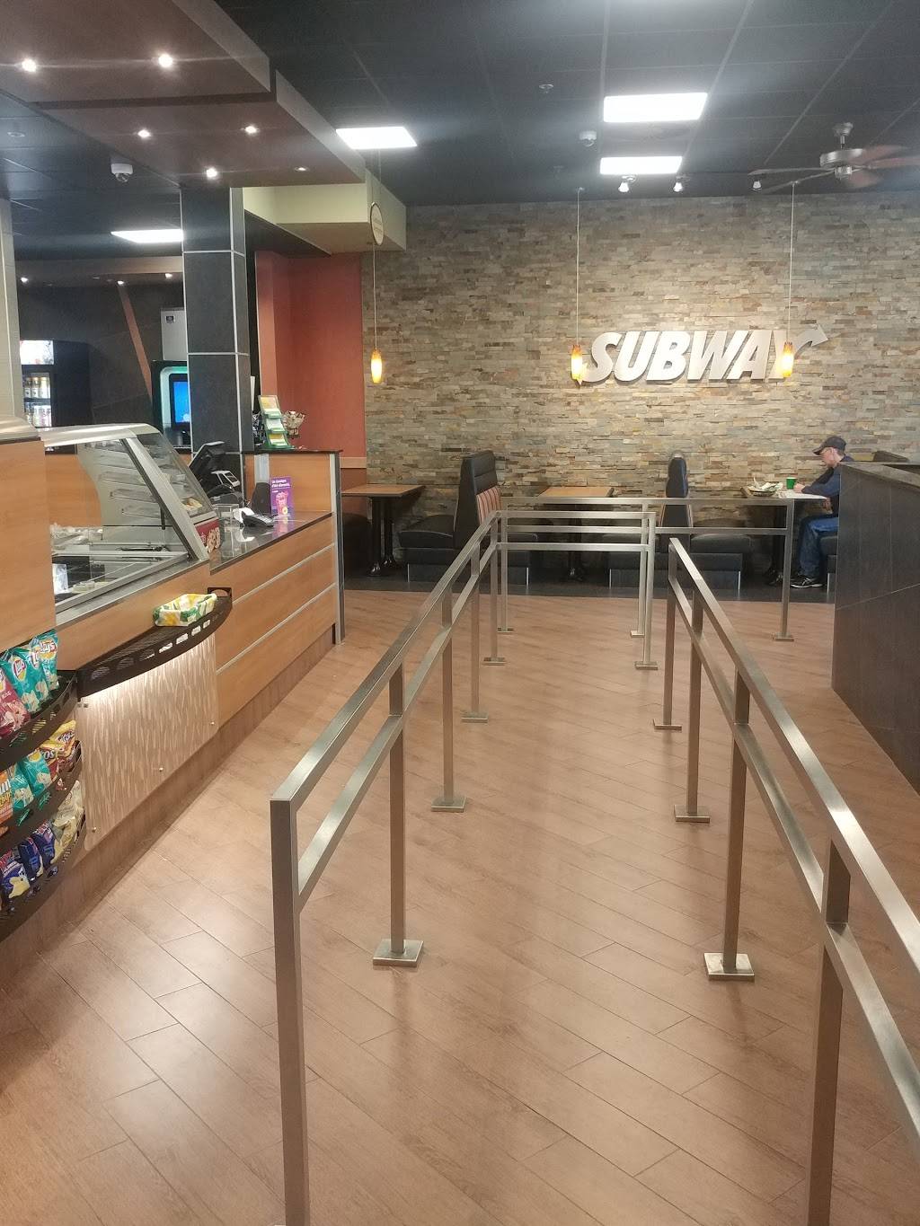 Subway | restaurant | 3930 Boulevard Wilfrid-Hamel, Québec, QC G1P 2J4, Canada | 4188775865 OR +1 418-877-5865