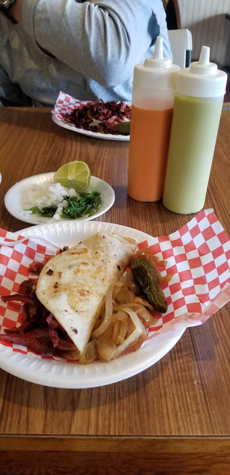 Tacos Betos | restaurant | 3715 Culebra Rd, San Antonio, TX 78228, USA | 2104593134 OR +1 210-459-3134