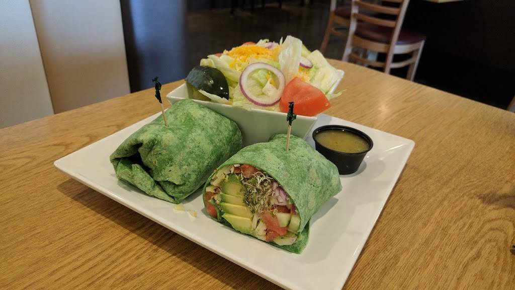 Francos Flapjack Family Restaurant | restaurant | 4164 Bonita Rd, Bonita, CA 91902, USA | 6195121673 OR +1 619-512-1673