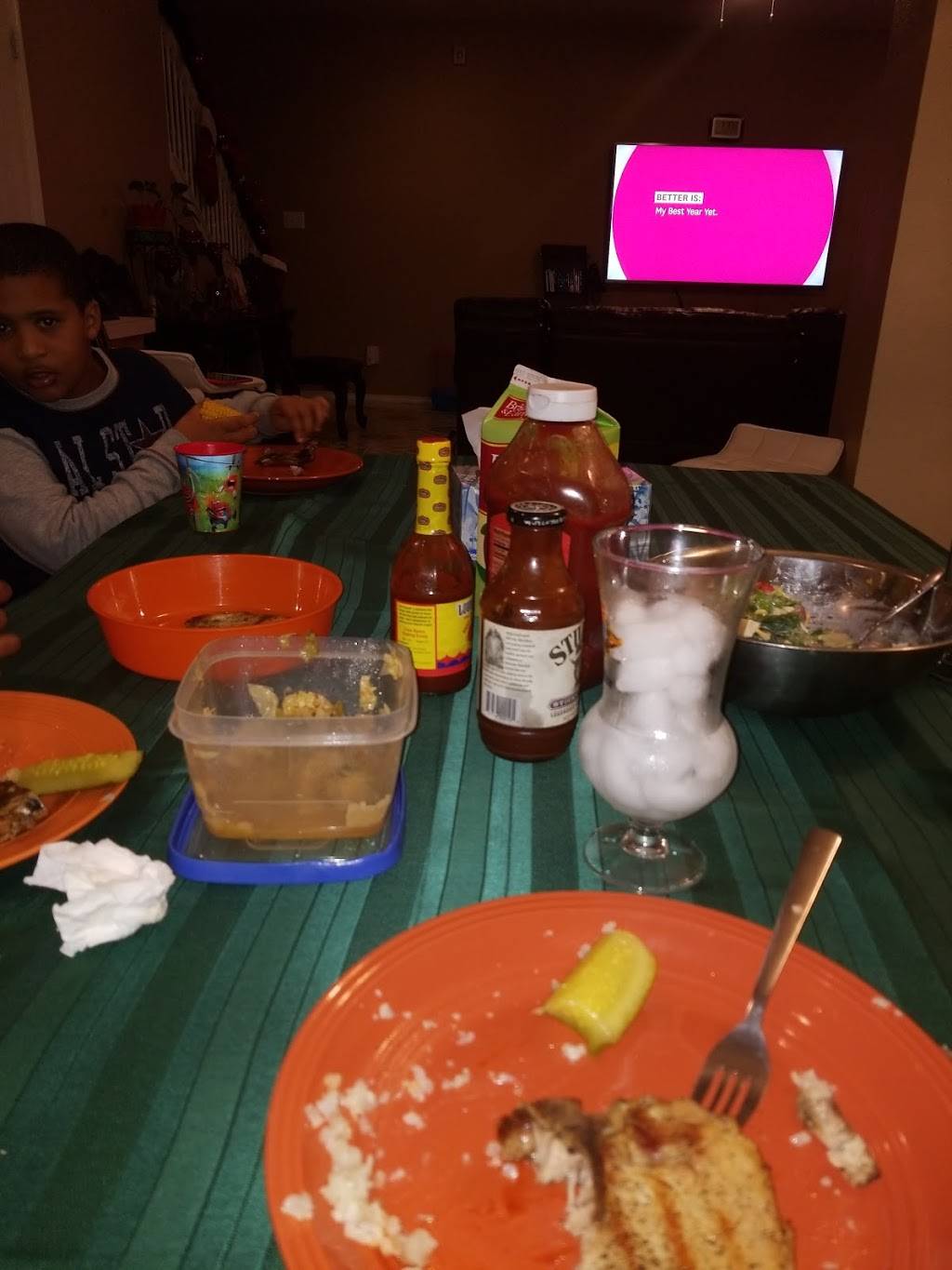 Which Wich Superior Sandwiches | restaurant | 3900 Chaney Dr Ste. 101, Arlington, TX 76018, USA | 8174656700 OR +1 817-465-6700