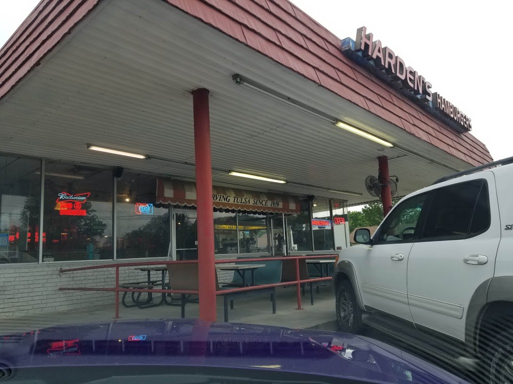 Hardens Hamburgers | restaurant | 6611 S 101st E Ave, Tulsa, OK 74133, USA | 9182128105 OR +1 918-212-8105