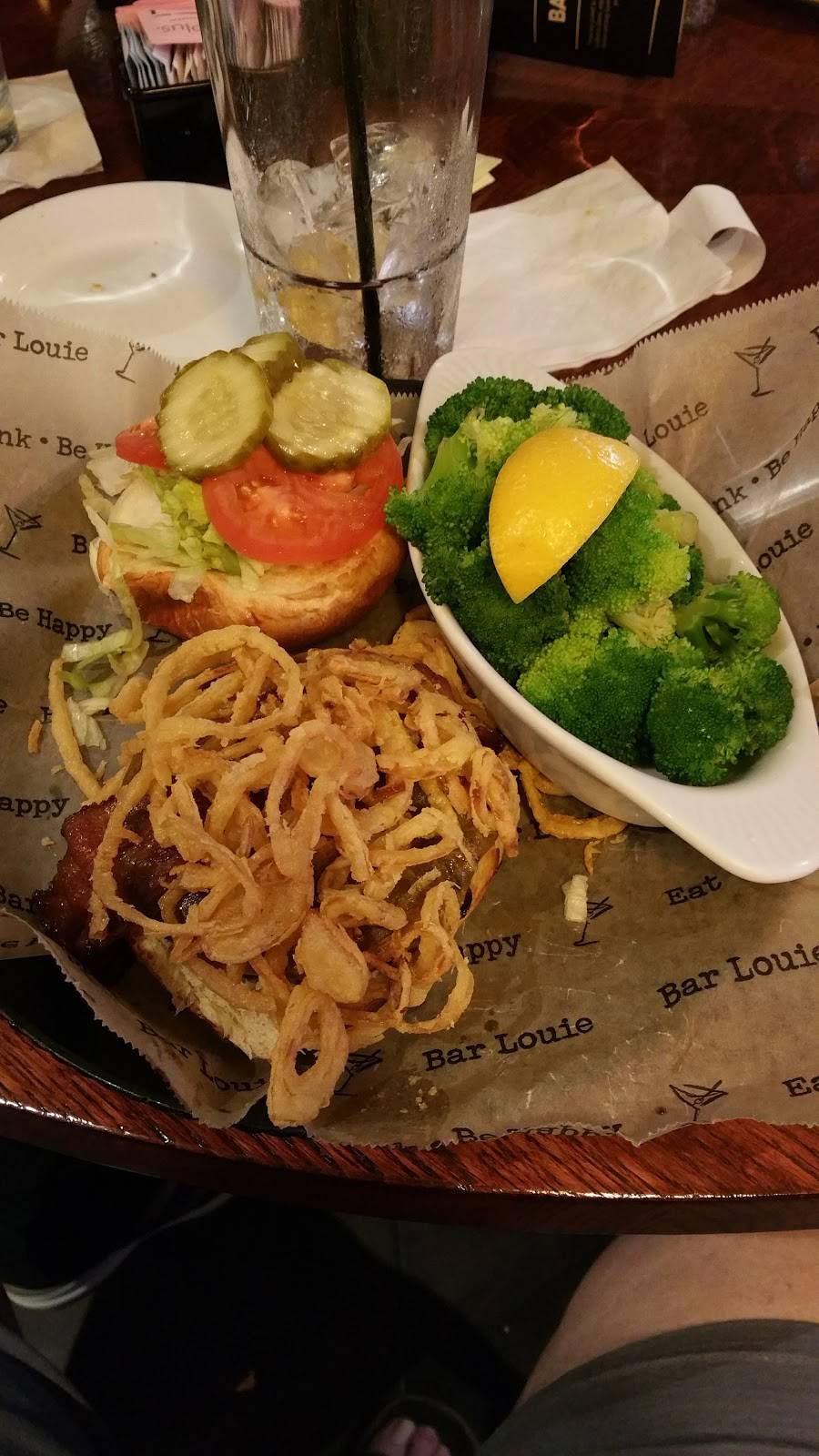 Bar Louie | night club | 200 E W Rand Rd, Mt Prospect, IL 60056, USA | 8473943456 OR +1 847-394-3456