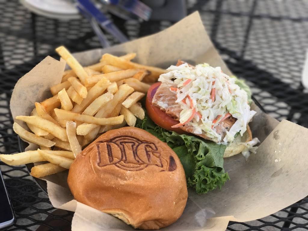 DIG In The Park | restaurant | 1049 E Montague Ave, North Charleston, SC 29405, USA | 8432255201 OR +1 843-225-5201