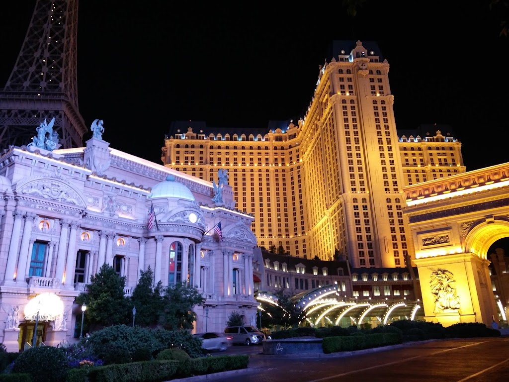 Burger King | restaurant | 2580 High Point Pkwy, Barstow, CA 92311, USA | 7602539220 OR +1 760-253-9220