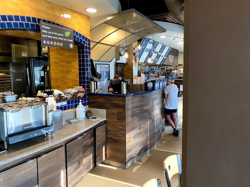 Old New York Deli & Bakery Co. | cafe | 6201 Minaret Rd #105, Mammoth Lakes, CA 93546, USA | 7609343354 OR +1 760-934-3354