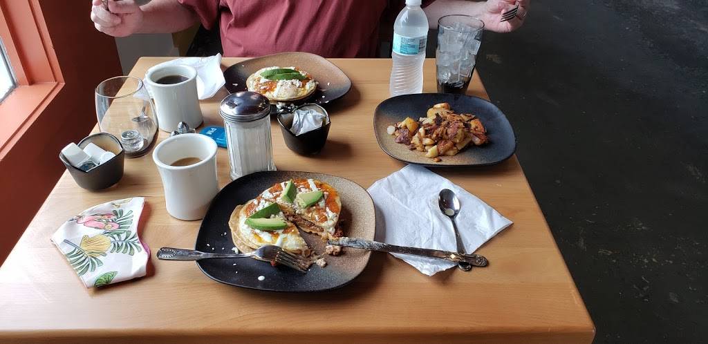 Agaves Mexican Grill | restaurant | 389 Stockbridge Rd, Great Barrington, MA 01230, USA | 4136453281 OR +1 413-645-3281