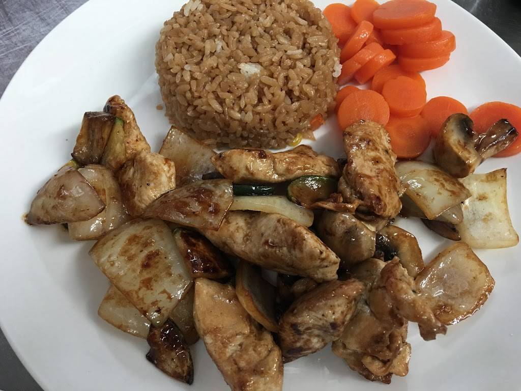 Nguyens Asian Grill | restaurant | 300 Cranberry St, Newland, NC 28657, USA | 8287421555 OR +1 828-742-1555