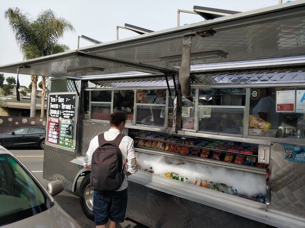 La Isla Bonita | restaurant | 400 Rose Ave, Venice, CA 90291, USA | 3106998575 OR +1 310-699-8575