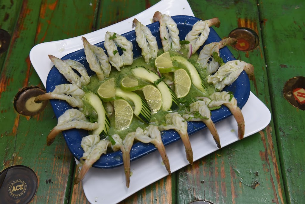 La Perla del Pacífico | restaurant | 8603 TX-151 Suite 204, San Antonio, TX 78245, USA | 2103141517 OR +1 210-314-1517