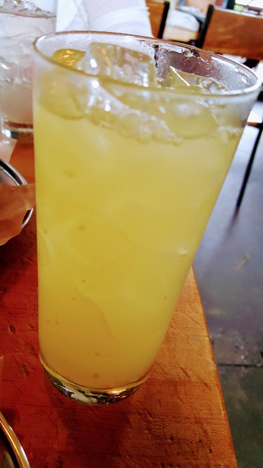 Bocado Burger | restaurant | 2820 Old Milton Pkwy, Alpharetta, GA 30009, USA | 6782485223 OR +1 678-248-5223