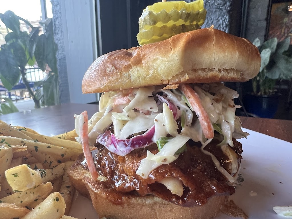 Cosmos New Southern | restaurant | 1128 Church St, Lynchburg, VA 24504, USA | 4343868973 OR +1 434-386-8973