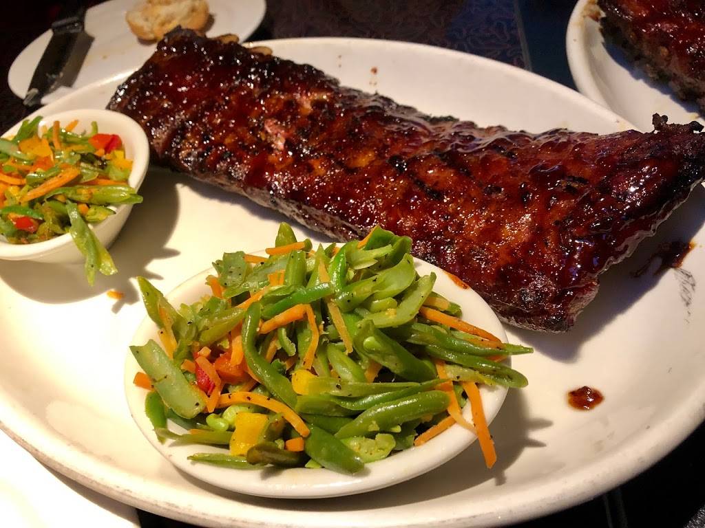 Lucilles Smokehouse Bar-B-Que | restaurant | 4050 W Chapman Ave, Orange, CA 92868, USA | 7146341227 OR +1 714-634-1227