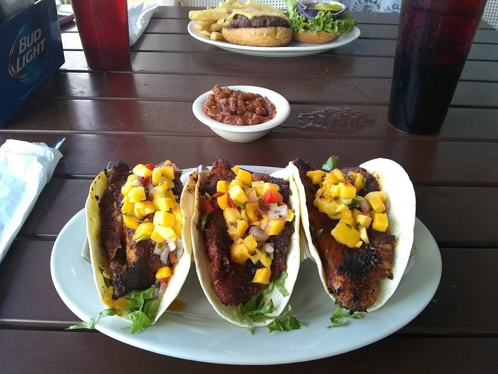 Hooked Island Grill | restaurant | 4200 Pine Island Rd, Matlacha, FL 33993, USA | 2395403463 OR +1 239-540-3463