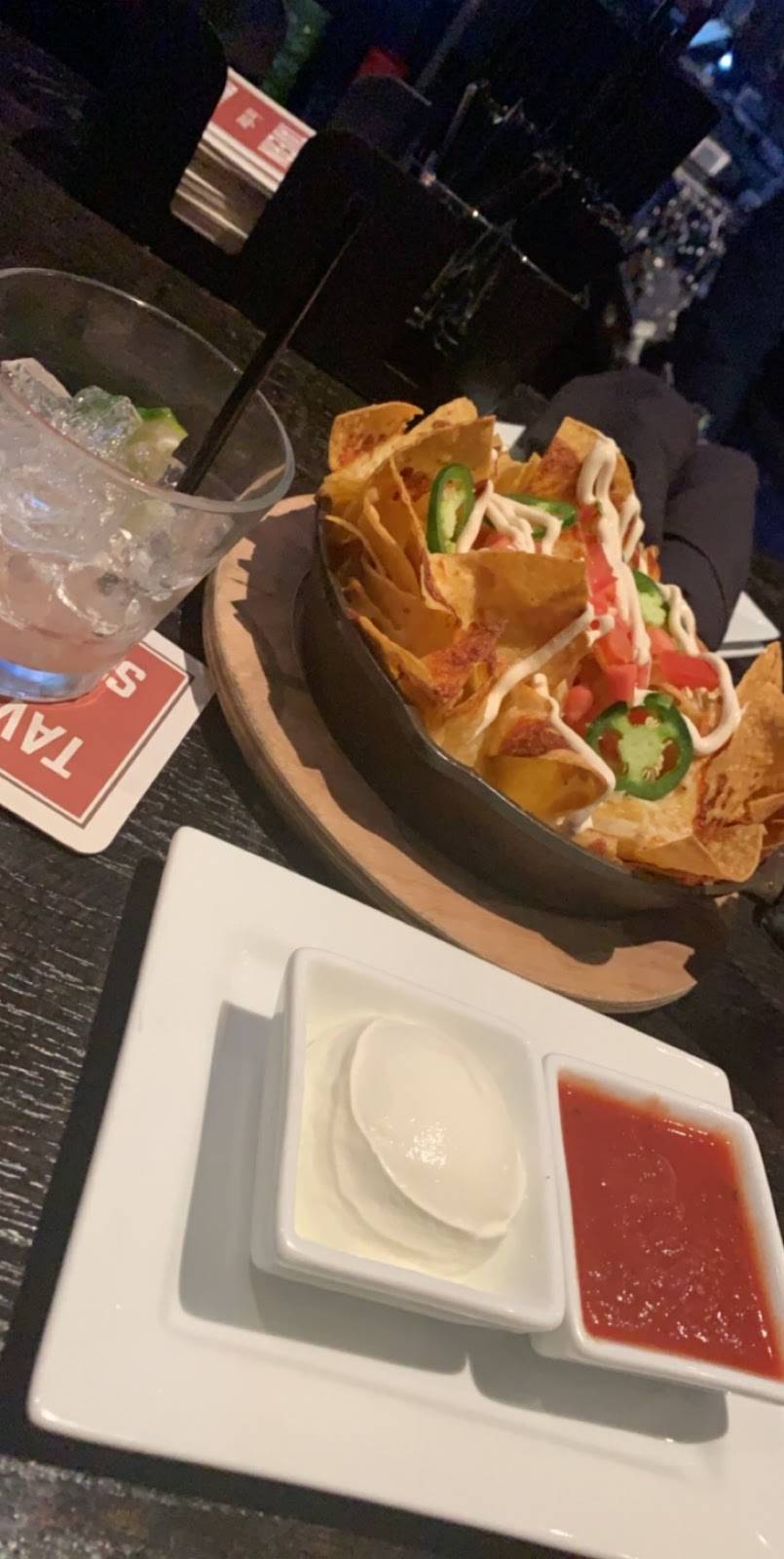 Tavern in the Square Wrentham | restaurant | 1 Premium Outlet Blvd, Suite 252, Wrentham, MA 02093, USA | 7743079900 OR +1 774-307-9900