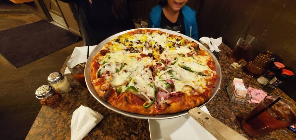 Pompeiis Pizzeria & Italian Eatery | restaurant | 1120 Military St, Port Huron, MI 48060, USA | 8109663400 OR +1 810-966-3400