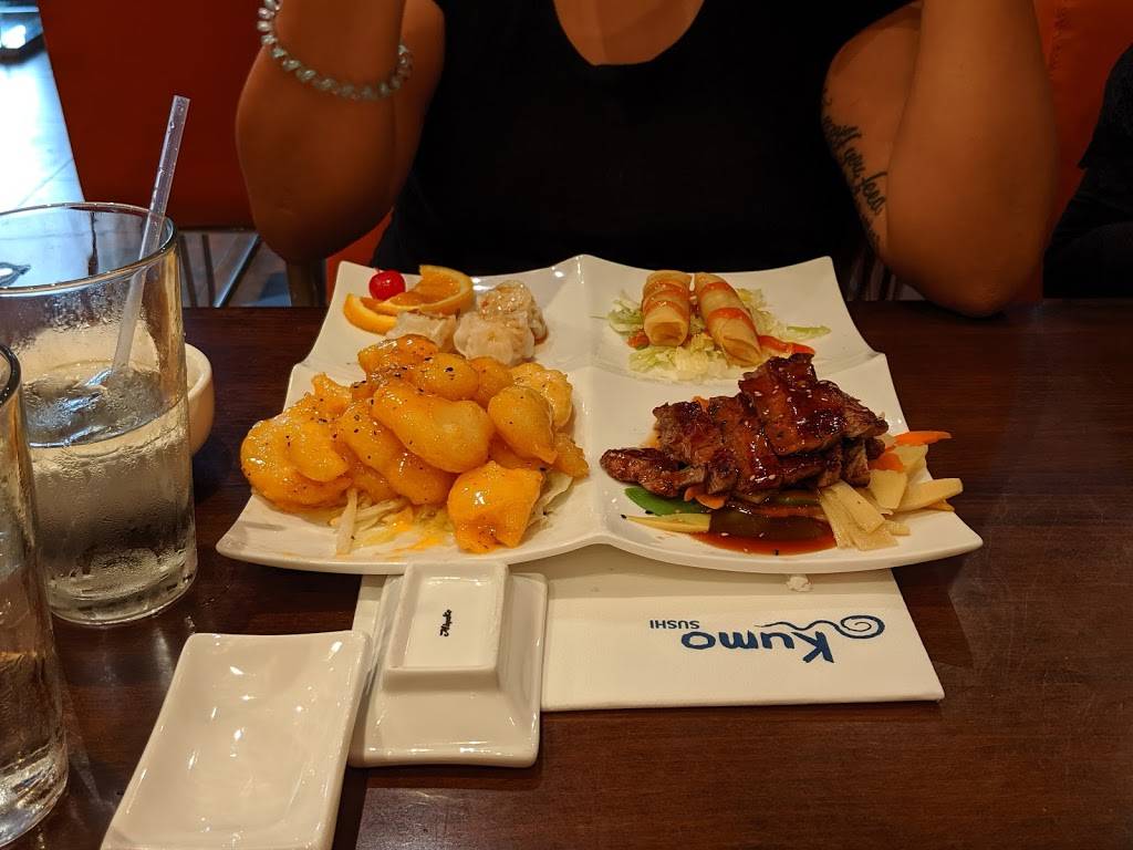 Kumo Sushi | restaurant | 2338 Woodland Crossing Dr, Herndon, VA 20171, USA | 5712996887 OR +1 571-299-6887