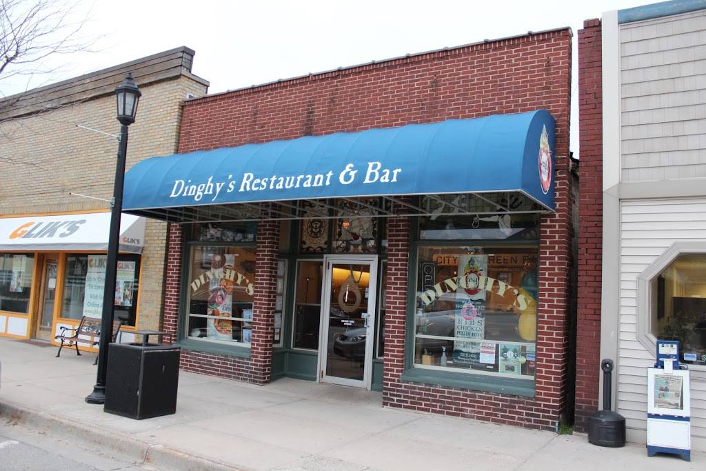 Dinghys Restaurant & Bar | restaurant | 415 Main St, Frankfort, MI 49635, USA | 2313524702 OR +1 231-352-4702