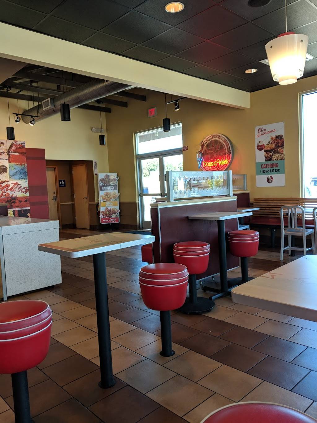KFC | restaurant | 4140 Convoy St, San Diego, CA 92111, USA | 8582777020 OR +1 858-277-7020