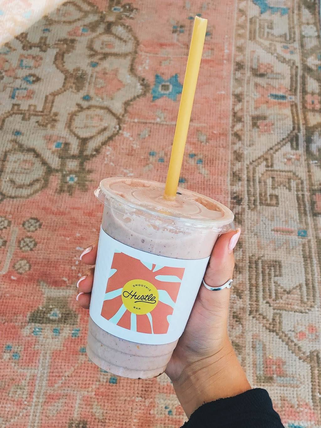 Hustle Smoothie Bar & Market | restaurant | were right next to sunglass hut!!!, 1240 Belk Dr Suite 100, Mt Pleasant, SC 29464, USA | 8438005122 OR +1 843-800-5122