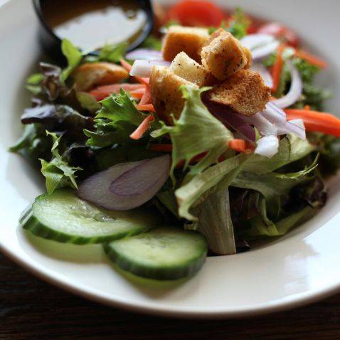 Carsons Woodside Tavern | restaurant | 57 NY-9P, Malta, NY 12020, USA | 5185849791 OR +1 518-584-9791