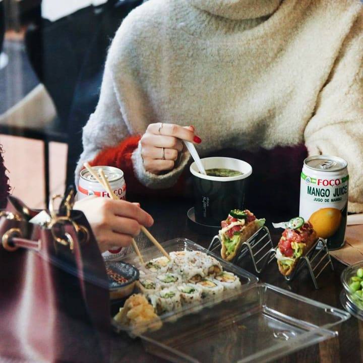 Sushi Shop | restaurant | Carrefour de lEstrie, 3050 Boulevard De Portland, Sherbrooke, QC J1L 1K1, Canada | 8197918844 OR +1 819-791-8844