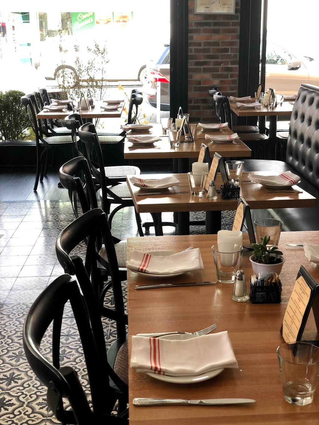 Beans & Lager | restaurant | 3301 36th Ave, Astoria, NY 11106, USA | 7183925777 OR +1 718-392-5777