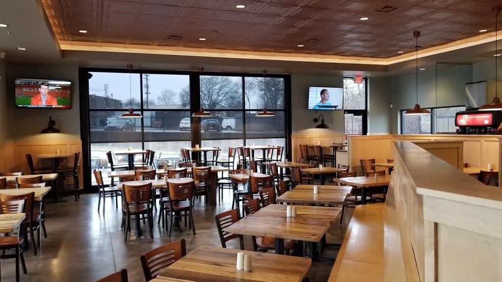 Lions Choice | restaurant | 9621 Manchester Rd, St. Louis, MO 63119, USA | 3144335523 OR +1 314-433-5523