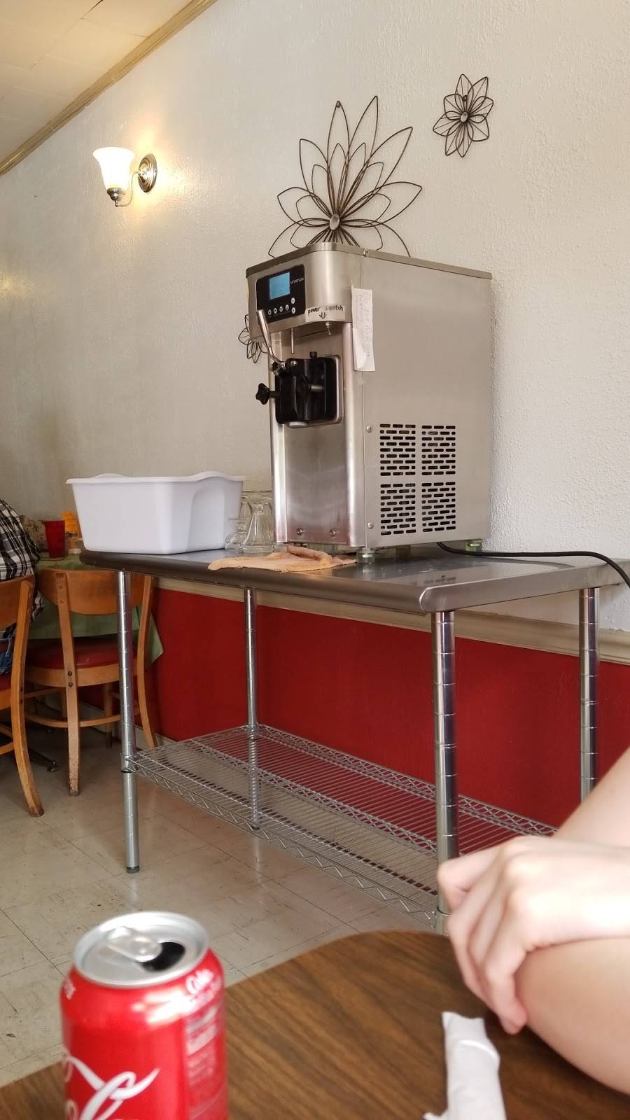 Carols Restaraunt | restaurant | Waverly, TN 37185, USA | 9312963300 OR +1 931-296-3300