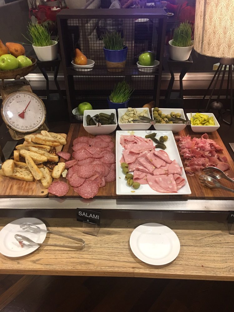 Red & White Wine Bistro | restaurant | 1510 Polk St, Houston, TX 77002, USA | 7137587534 OR +1 713-758-7534