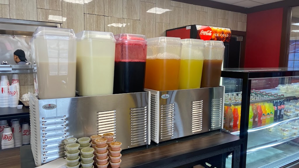 El Paisano Mexican Restaurant | restaurant | 311 S Green River Rd, Evansville, IN 47715, USA | 8124375089 OR +1 812-437-5089