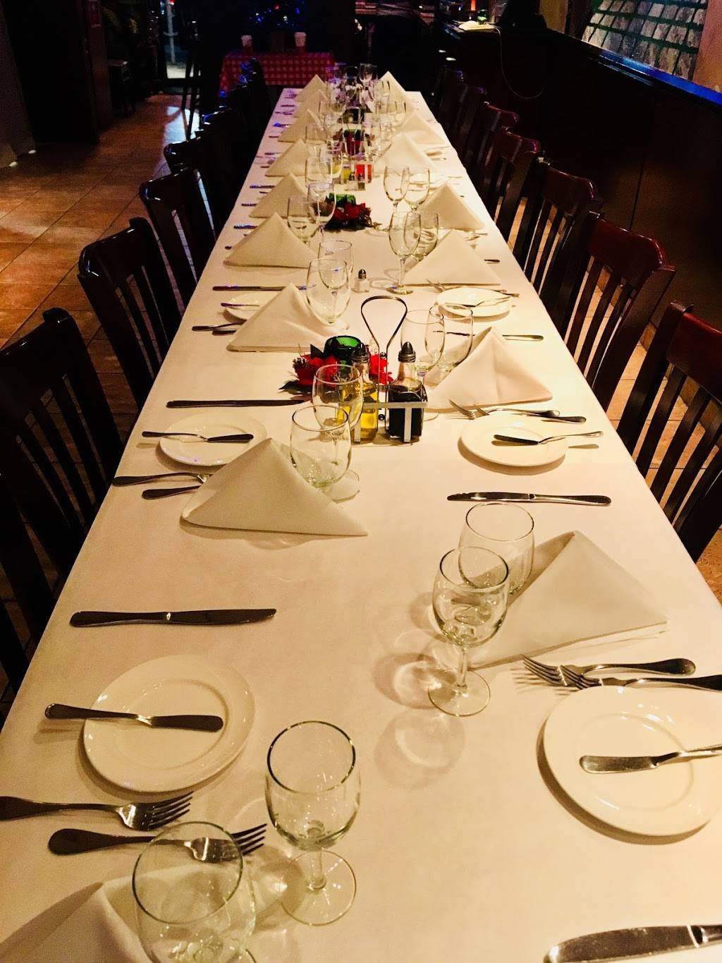 Mama Lina | restaurant | 7825 Springfield Blvd, Oakland Gardens, NY 11364, USA | 7184796155 OR +1 718-479-6155