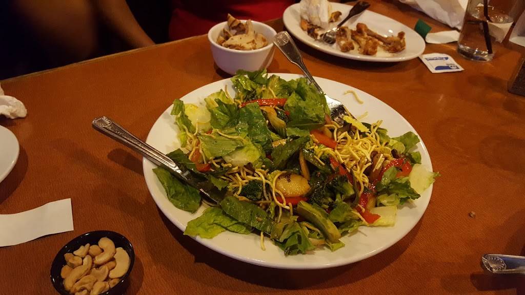 Green Mill Restaurant & Bar | restaurant | 8266 Commonwealth Dr, Eden Prairie, MN 55344, USA | 9529443000 OR +1 952-944-3000