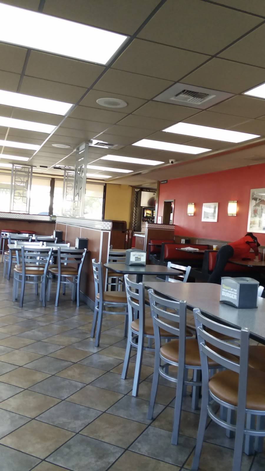 Carls Jr. | restaurant | 1701 Douglas Blvd, Roseville, CA 95661, USA | 9167827597 OR +1 916-782-7597