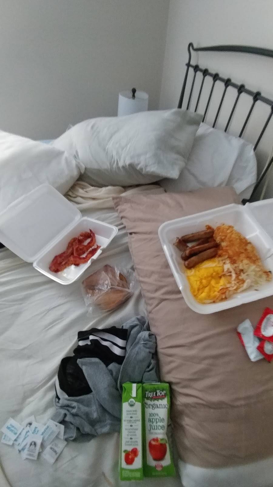 SkyWay Restaurant | restaurant | 13175 Middlebelt Rd, Romulus, MI 48174, USA | 7349412777 OR +1 734-941-2777