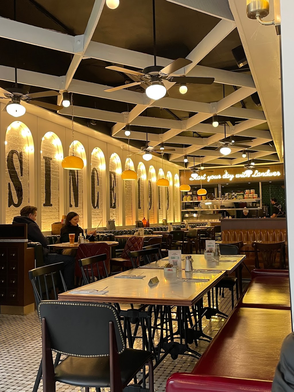 Cafe Landwer | restaurant | 653 Boylston St, Boston, MA 02116, USA | 8572502901 OR +1 857-250-2901