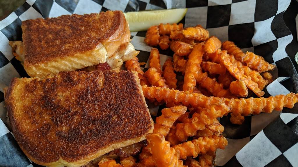 Spring Garden Family Restaurant | restaurant | 520 Springdale St, Mt Horeb, WI 53572, USA | 6084377470 OR +1 608-437-7470