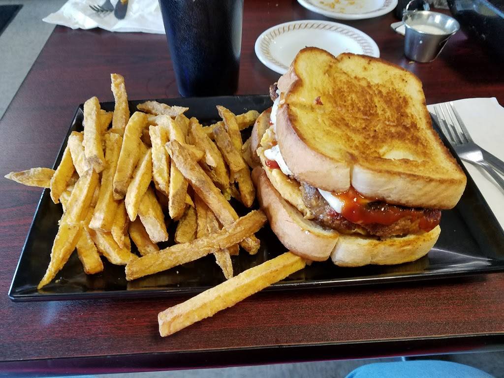 Big Ds Newton Grill | restaurant | 327 Milton Blvd, Newton Falls, OH 44444, USA | 3308723150 OR +1 330-872-3150