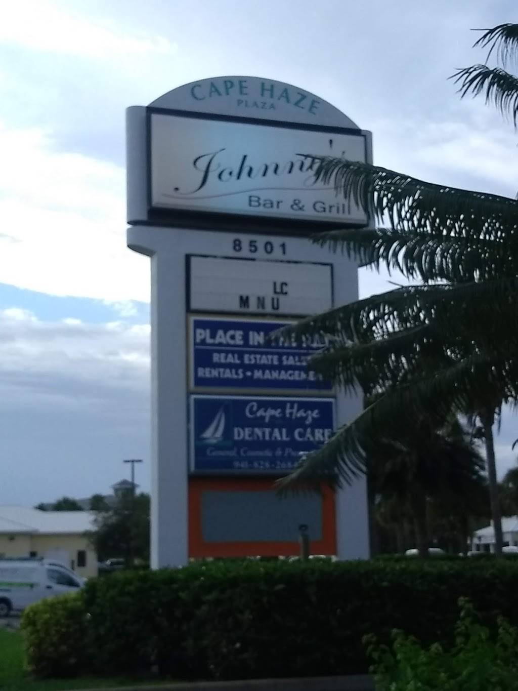 ANNIE BS Beef N Booze | restaurant | 8501 Placida Rd, Placida, FL 33946, USA | 9418281073 OR +1 941-828-1073